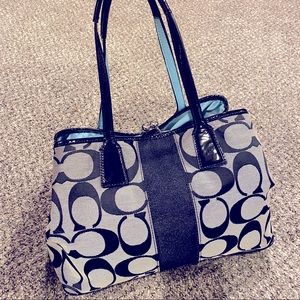 Coach Black & Gray Signature Coin Purse MiddleTote